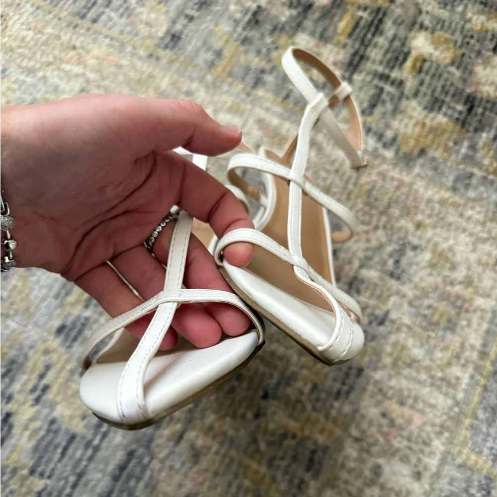 Women's White faux leather Strappy Sandals - Picture 6 of 7